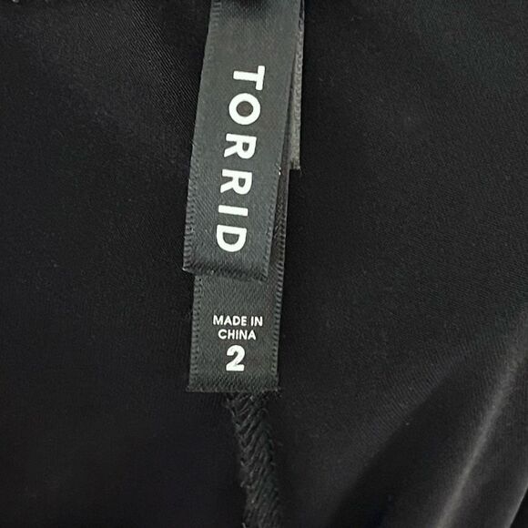Torrid Black Signature Waist Faux Leather Legging SZ 2X - Picture 9 of 11